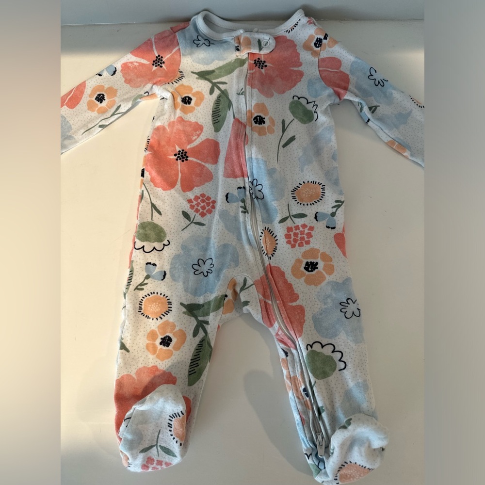 Carter’s Long Sleeve Full Zip Floral Onesie 6M Baby Girl